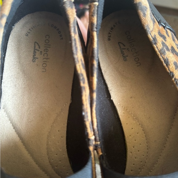 CLARKS Leopard Print Slip-On Women's Shoes - Picture 5 of 7